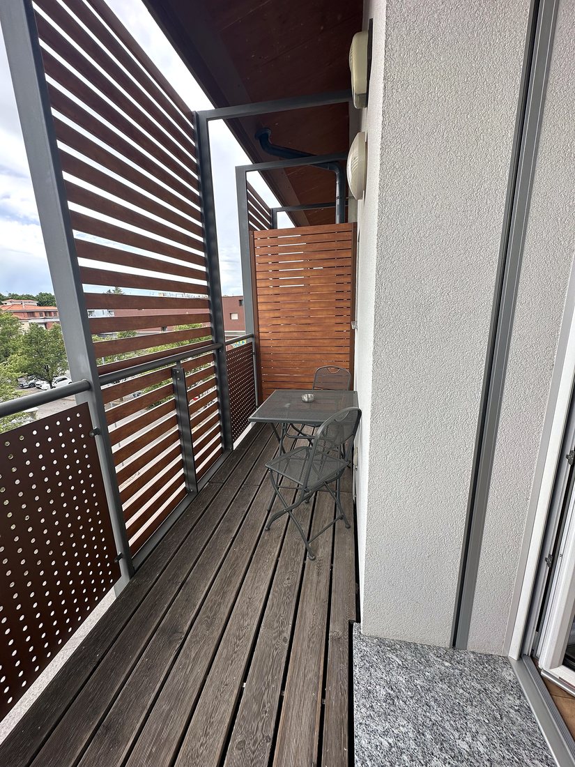 Vista dal terrazzino del loft sui tetti di Lissone